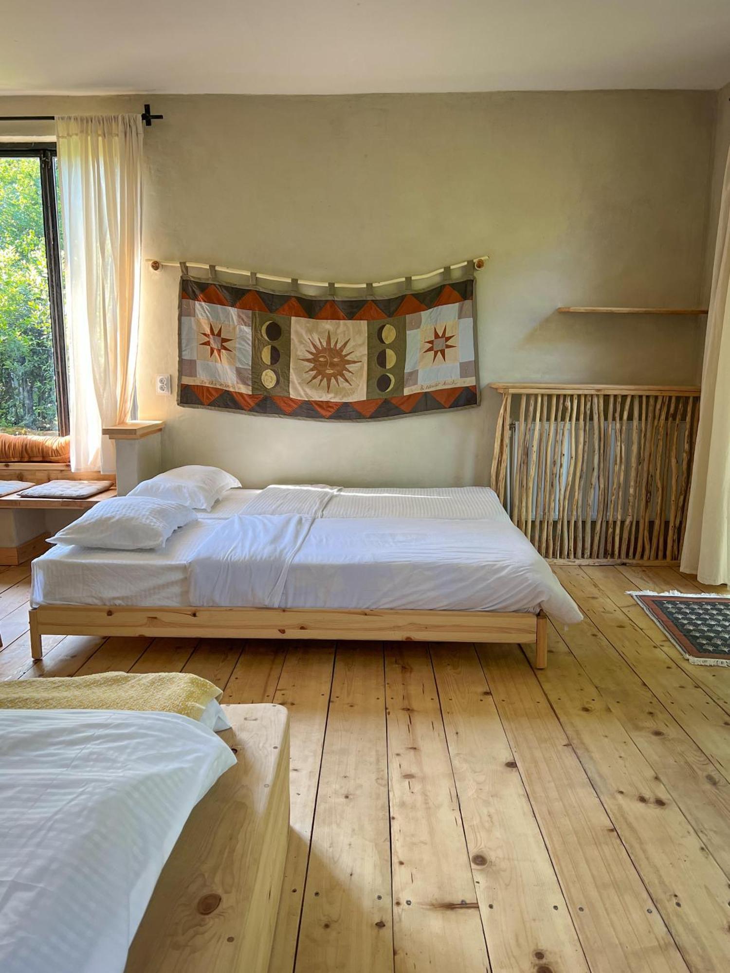 Karma Hostel Martvili Phòng bức ảnh