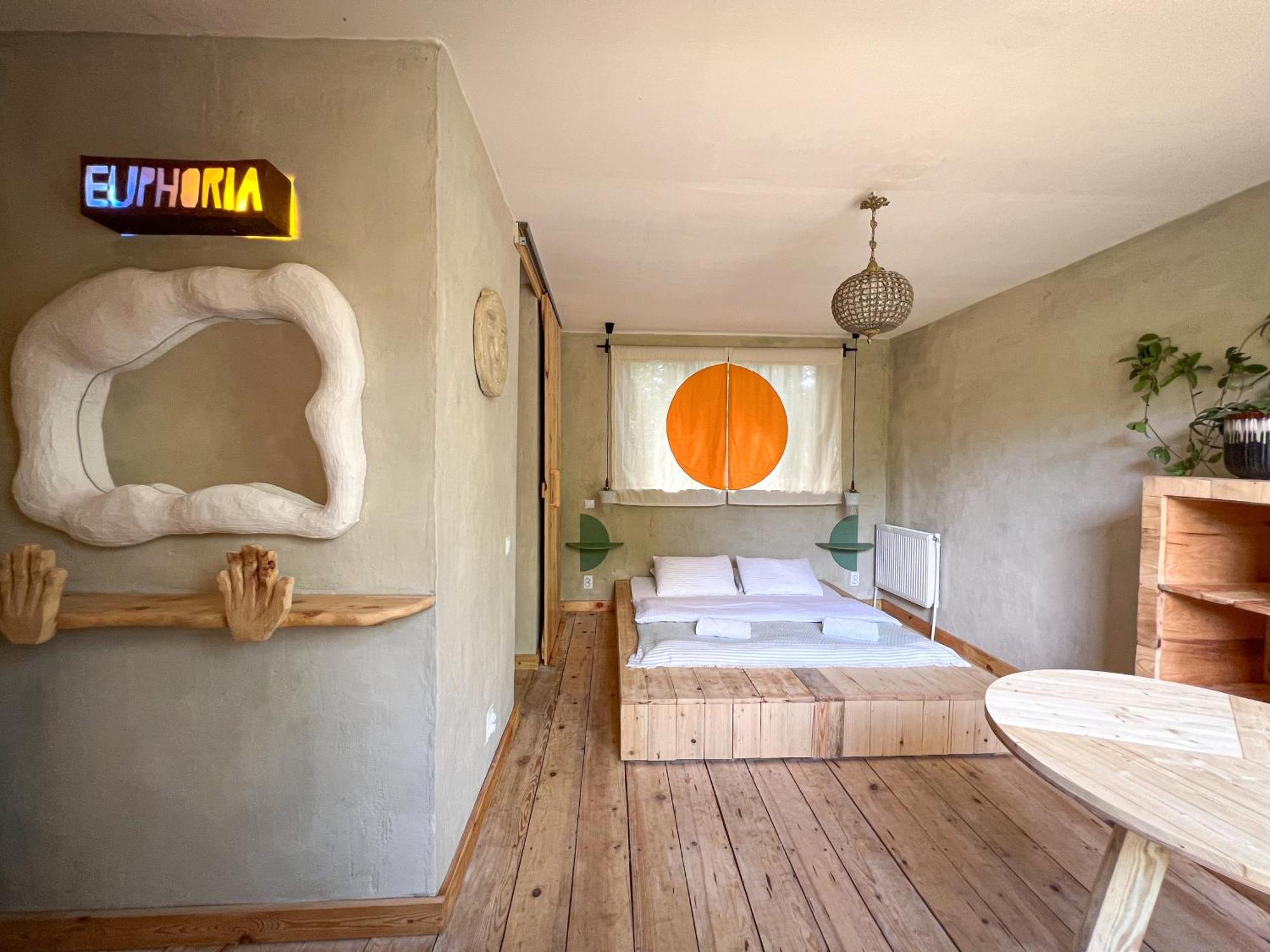 Karma Hostel Martvili Ngoại thất bức ảnh