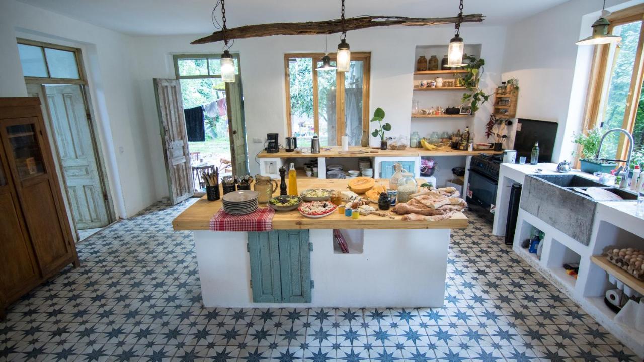 Karma Hostel Martvili Ngoại thất bức ảnh